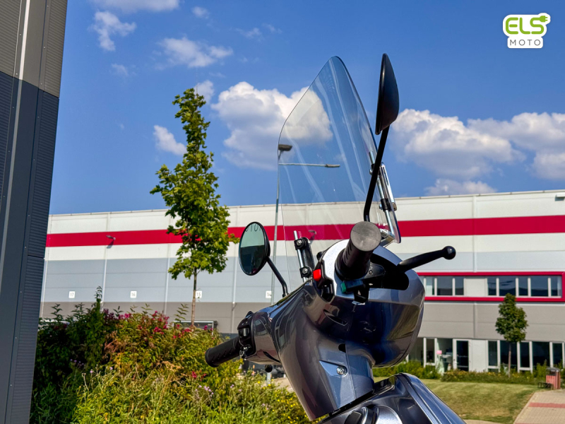 1725468824_elektroskutr_surus_side_plexi-4.jpg